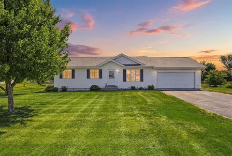 Homes For Sale - 418 Marc Street<br/> Star Prairie, WI 54026