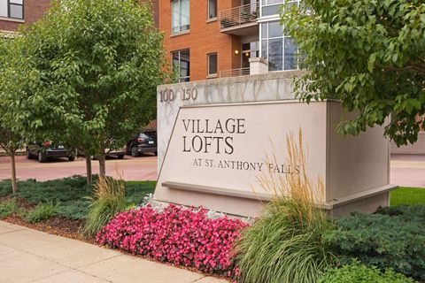 Condo For Sale - 150 2nd Street<br/> Minneapolis, MN 55413
