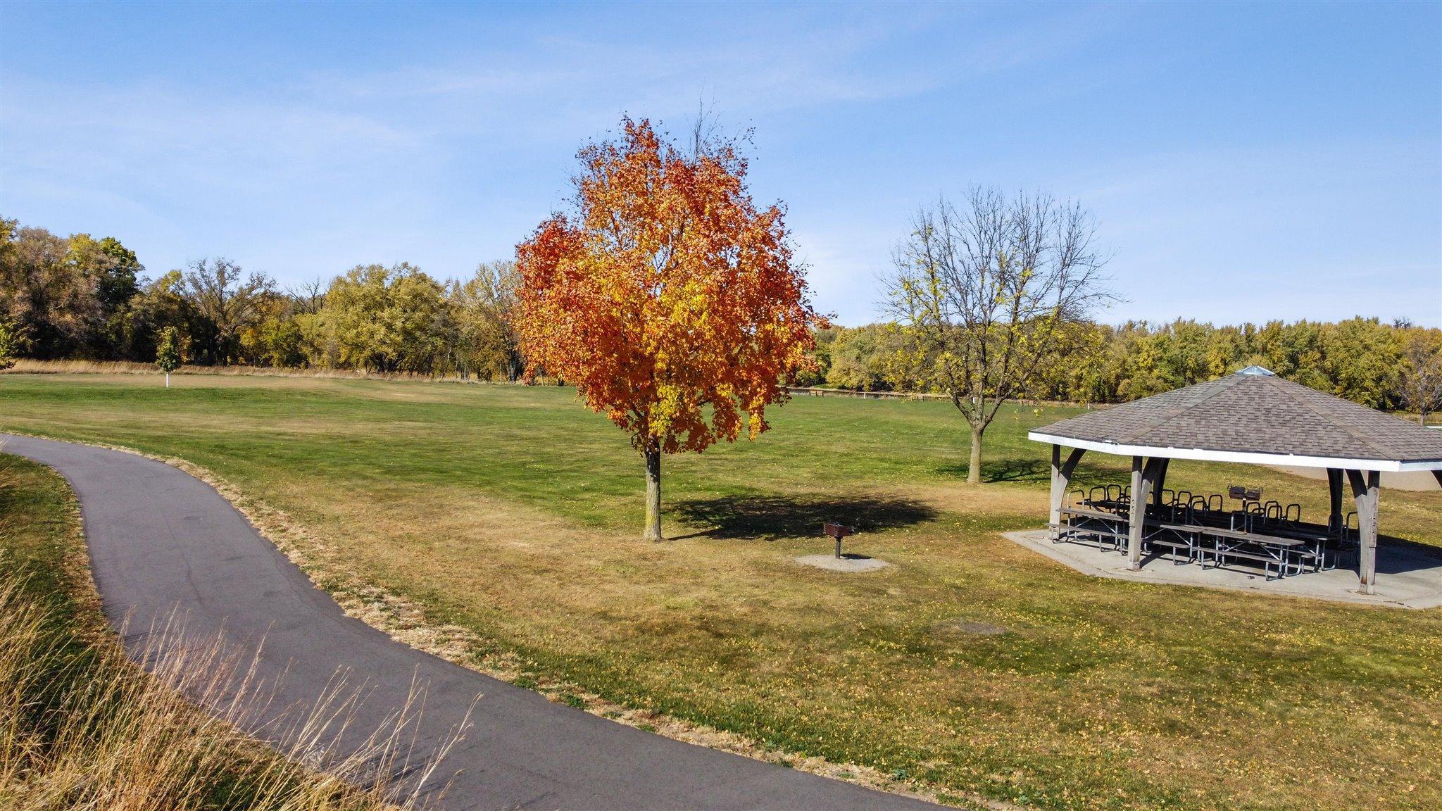 8021 Marquette Avenue, Otsego, Minnesota image 38