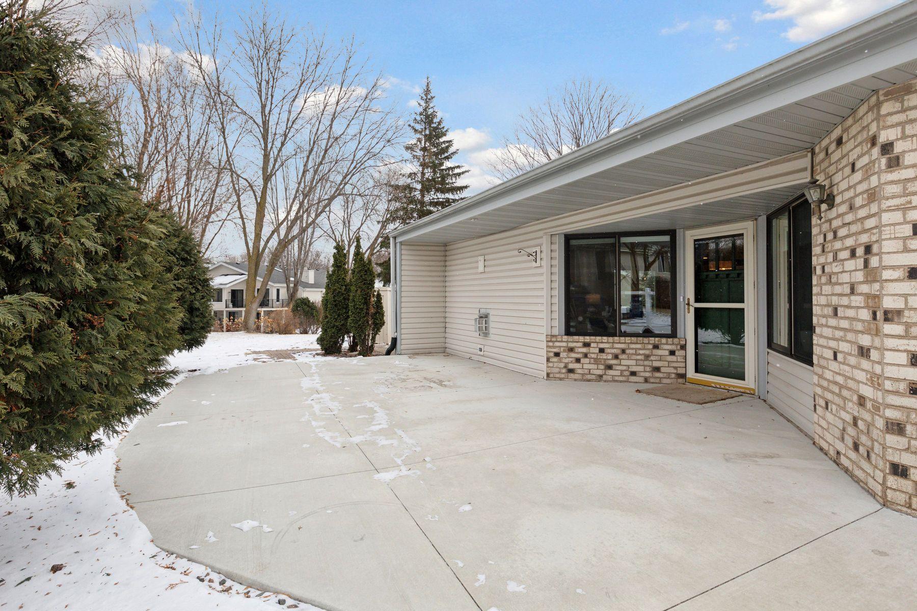 5417 Sanibel Drive, Hopkins, Minnesota image 31