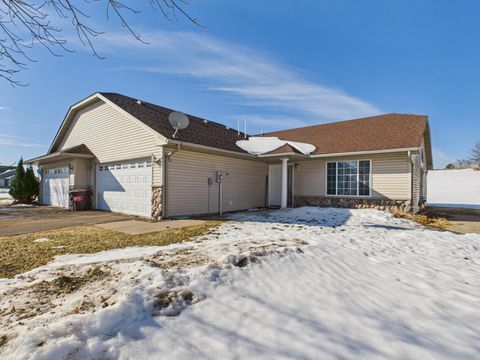 Townhouse For Sale - 409 Bluebird Street<br/> Kanabec County, Mora, MN 55051