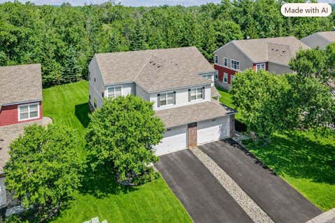 Townhouse For Sale - 18060 Kindred Court<br/> Dakota County, Lakeville, MN 55044