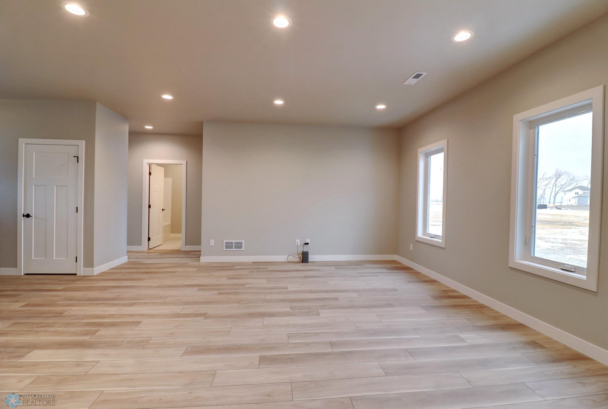 700 Blaine Street, Colfax, North Dakota image 24
