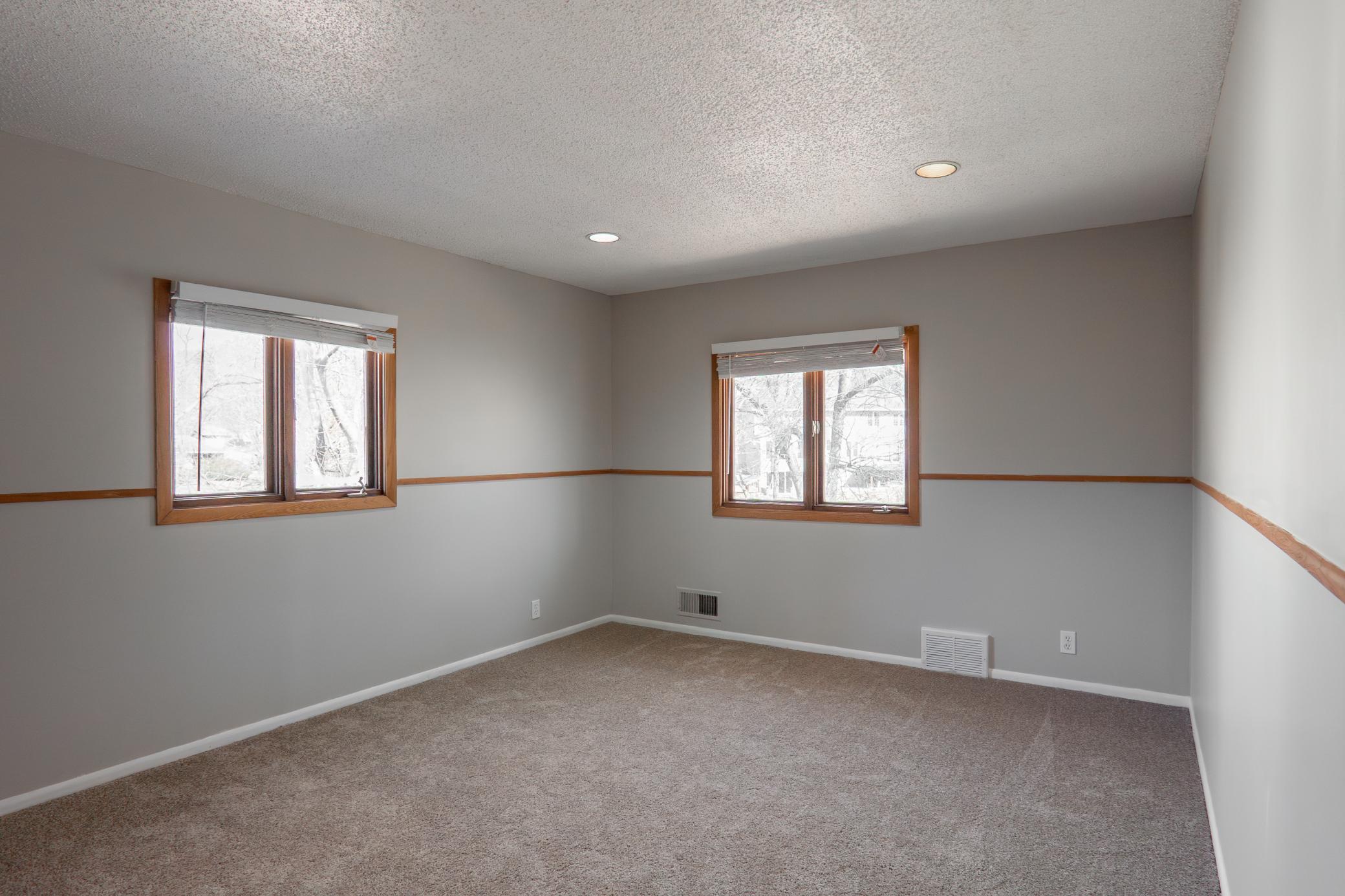 13097 Euclid Avenue, Saint Paul, Minnesota image 19