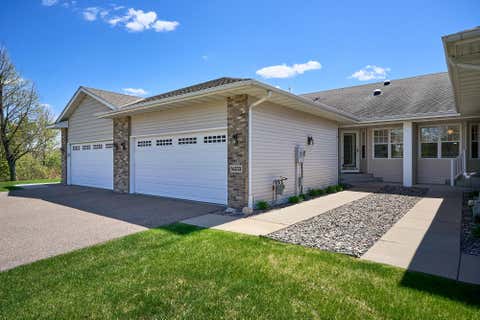 Townhouse For Sale - 16233 70th Place<br/> Hennepin County, Maple Grove, MN 55311