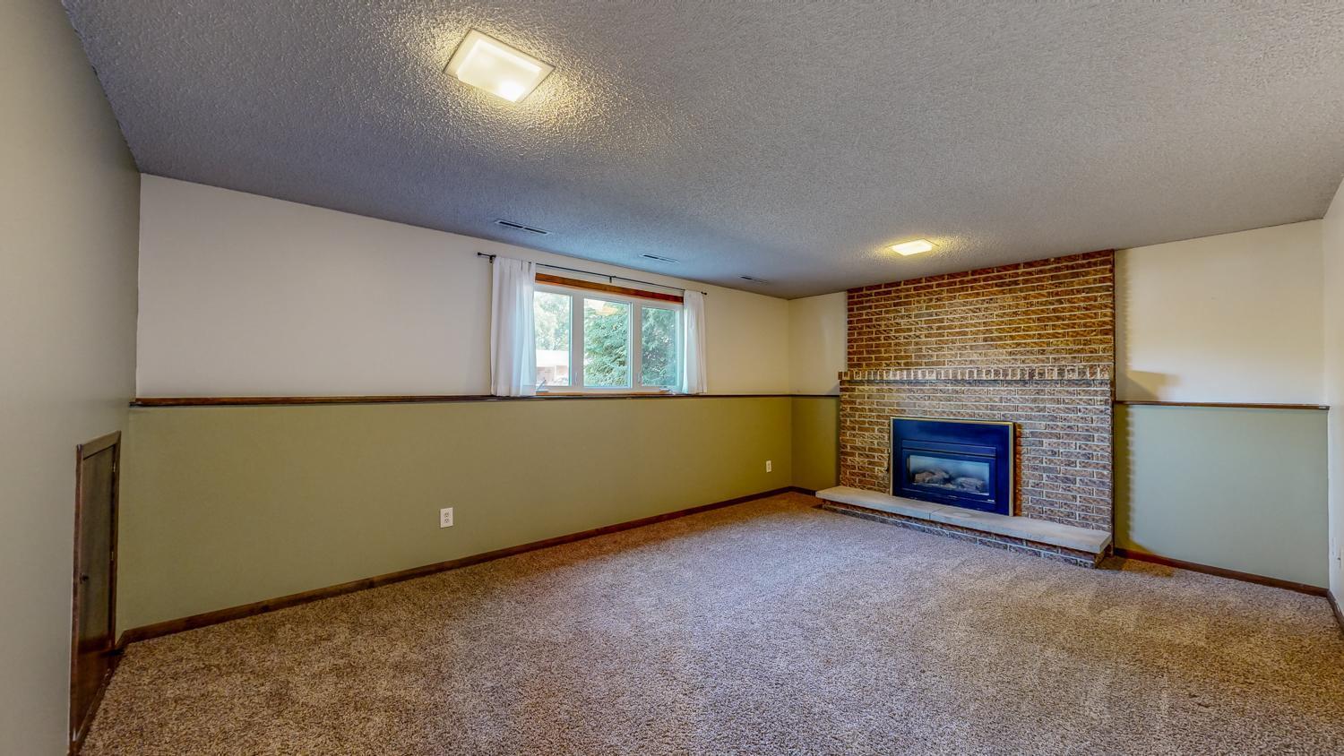 2418 Northern Hills Court, Rochester, Minnesota image 17