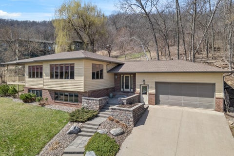 Homes For Sale - 76 Rodeo Drive<br/> Winona County, Winona, MN 55987