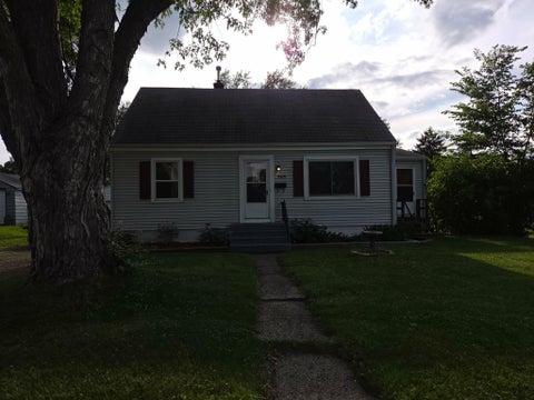 Homes For Sale - 909 Selby Avenue<br/> Washington County, Saint Paul Park, MN 55071