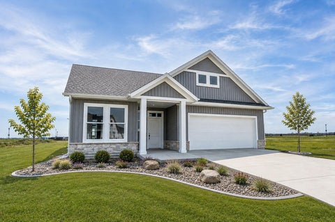 Homes For Sale - 6532 Sun Valley Boulevard<br/> Horace, ND 58047