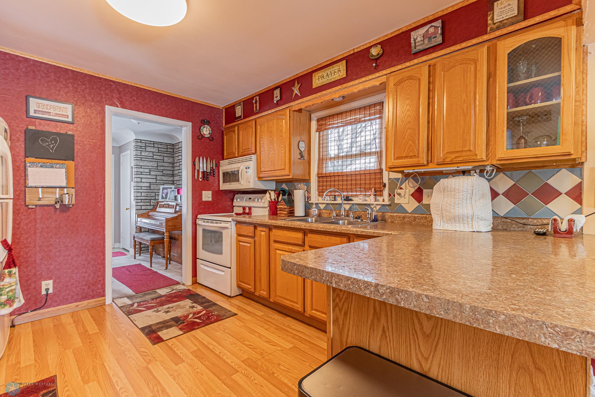 518 16th Street, Moorhead, Minnesota image 10