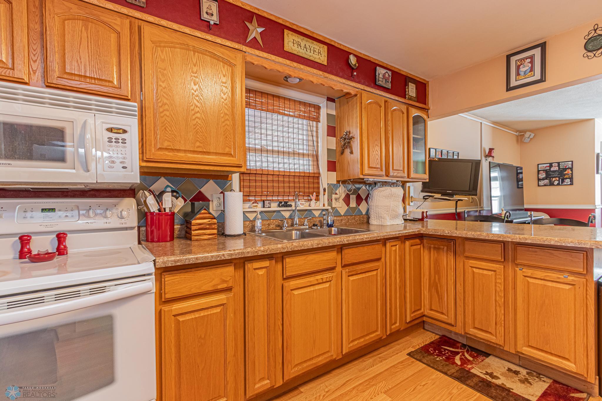 518 16th Street, Moorhead, Minnesota image 8