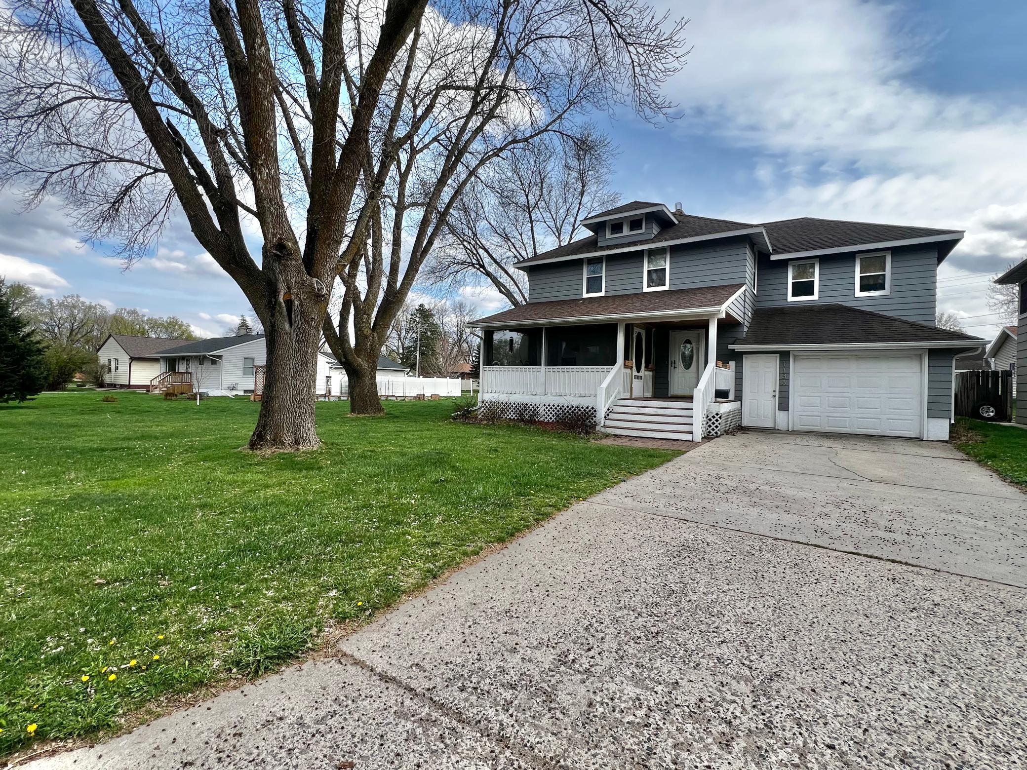 Welcome to 1133 10th Avenue!