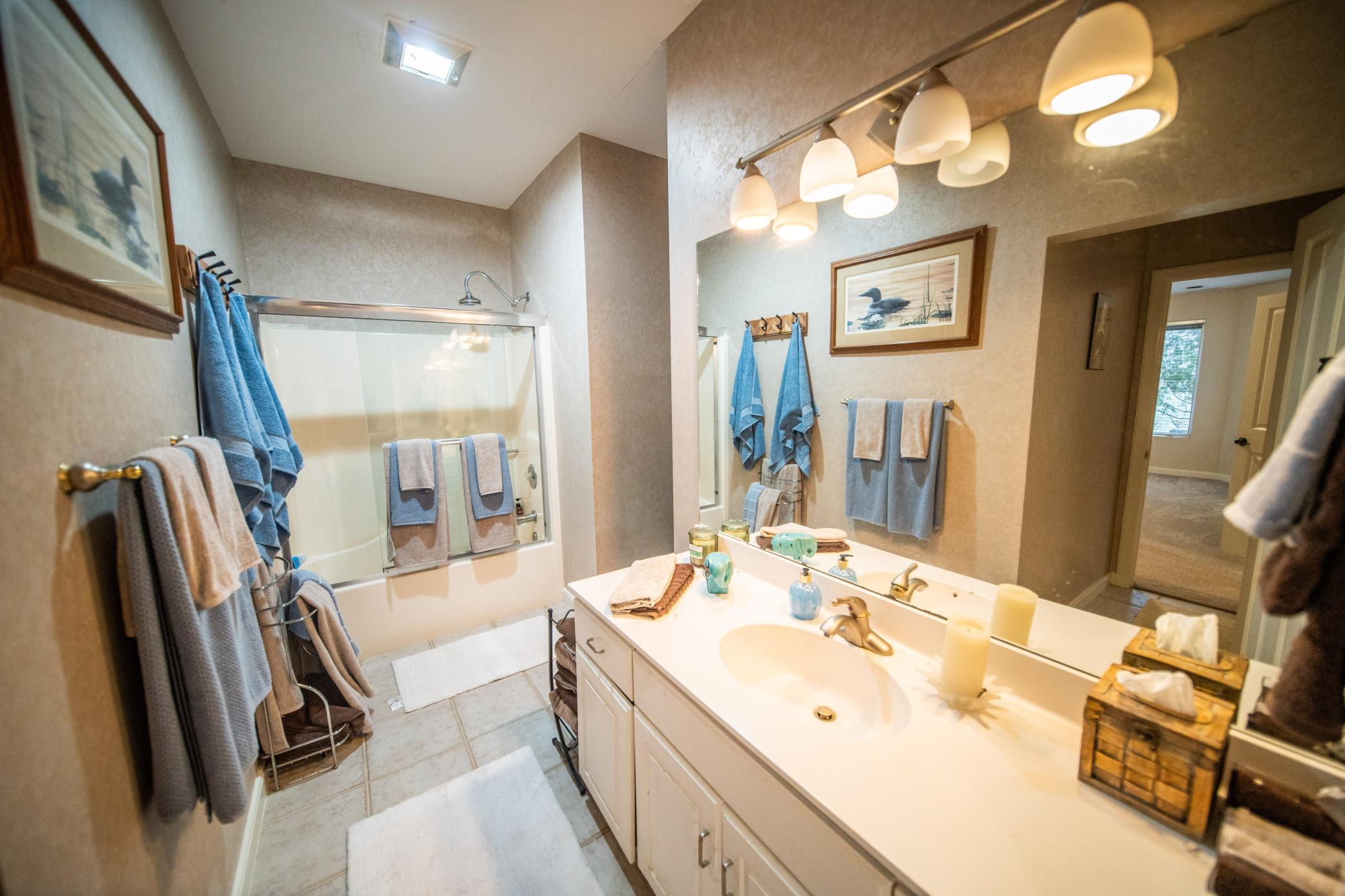 822 Fox Pointe Lane, Rochester, Minnesota image 31