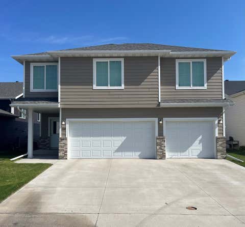 Homes For Sale - 1118 Albert Court<br/> West Fargo, ND 58078