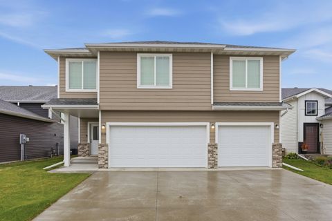 Homes For Sale - 1118 Albert Court<br/> West Fargo, ND 58078