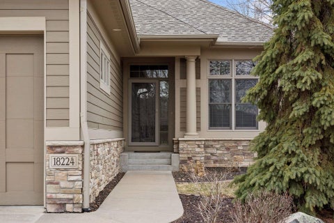 Homes For Sale - 18224 Justice Way<br/> Dakota County, Lakeville, MN 55044