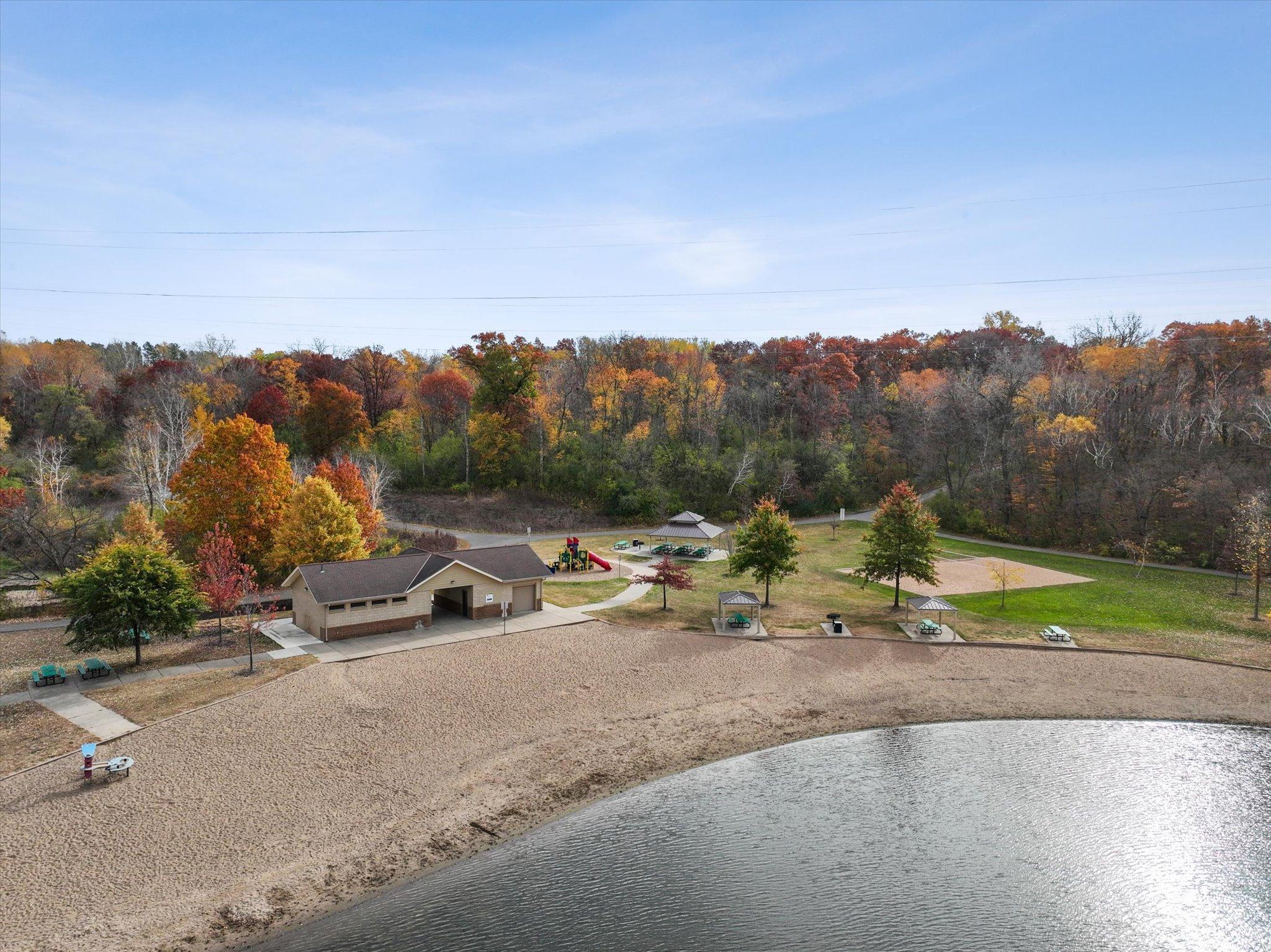10717 Bent Pine Lane, Woodbury, Minnesota image 46