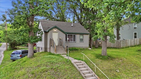 Homes For Sale - 515 NE 6th Street<br/> Grand Rapids, MN 55744