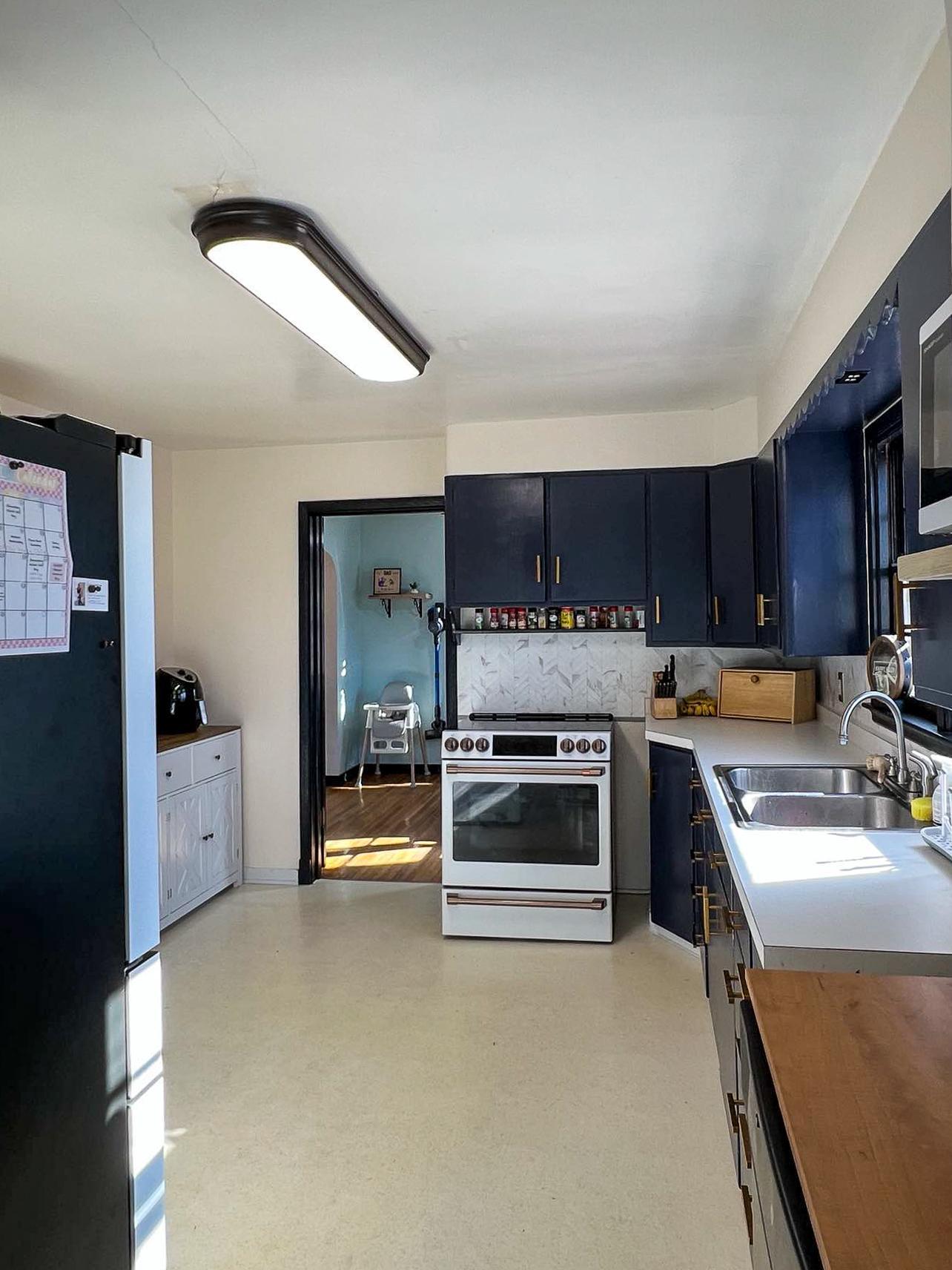 305 Kneale Avenue, Thief River Falls, Minnesota image 20