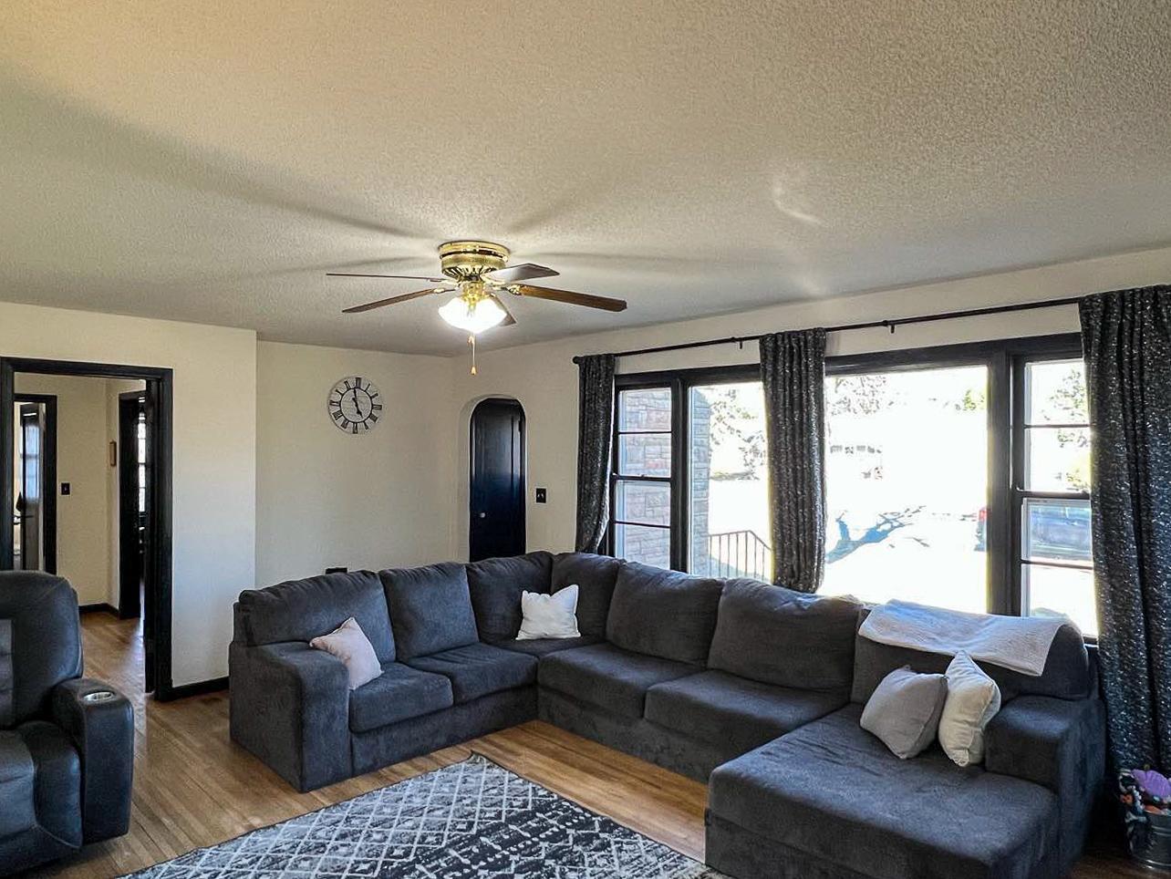 305 Kneale Avenue, Thief River Falls, Minnesota image 8