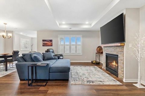Townhouse For Sale - 417 Fawn Run<br/> Kenyon, MN 55946