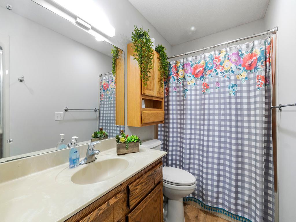 210 Cambria Court, Saint Paul, Minnesota image 18