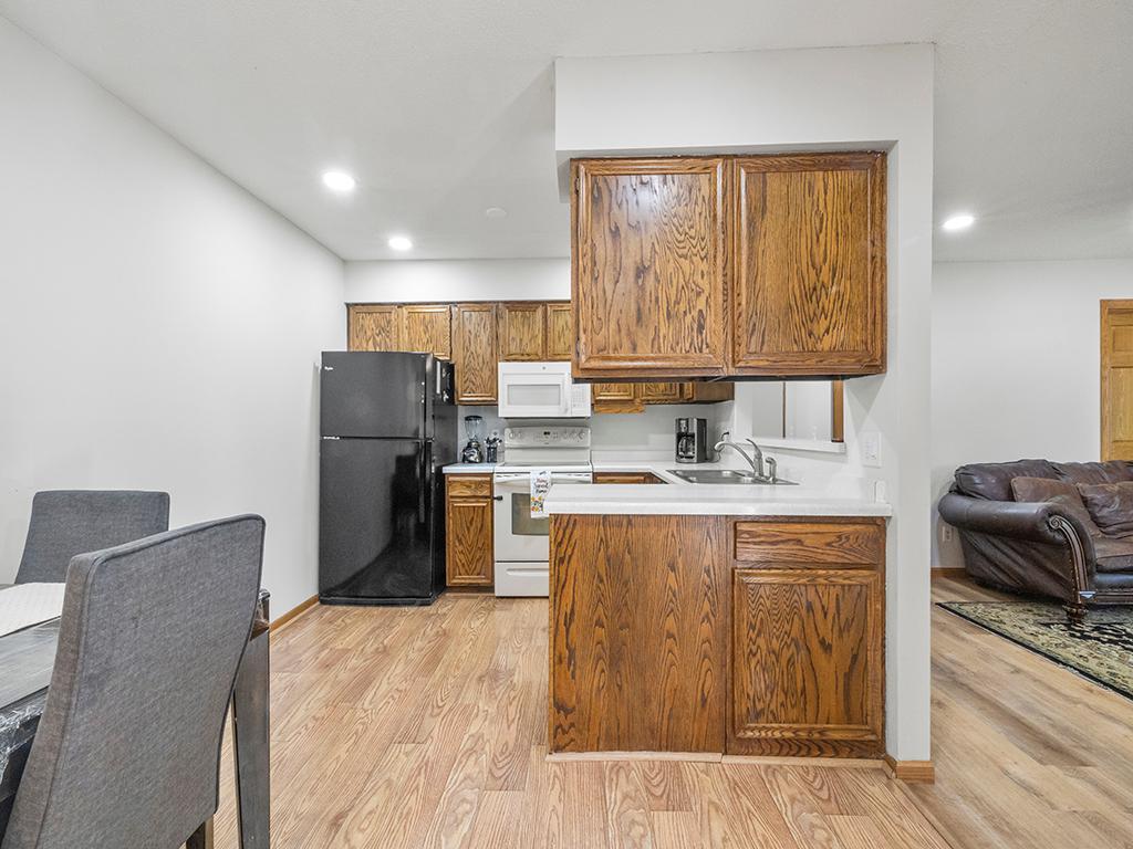 210 Cambria Court, Saint Paul, Minnesota image 9