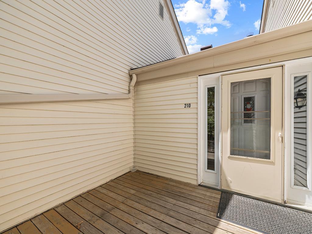 210 Cambria Court, Saint Paul, Minnesota image 7