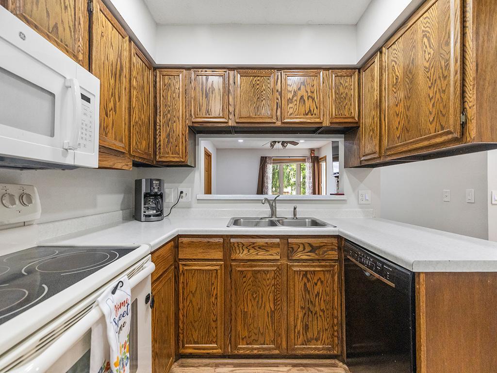210 Cambria Court, Saint Paul, Minnesota image 11