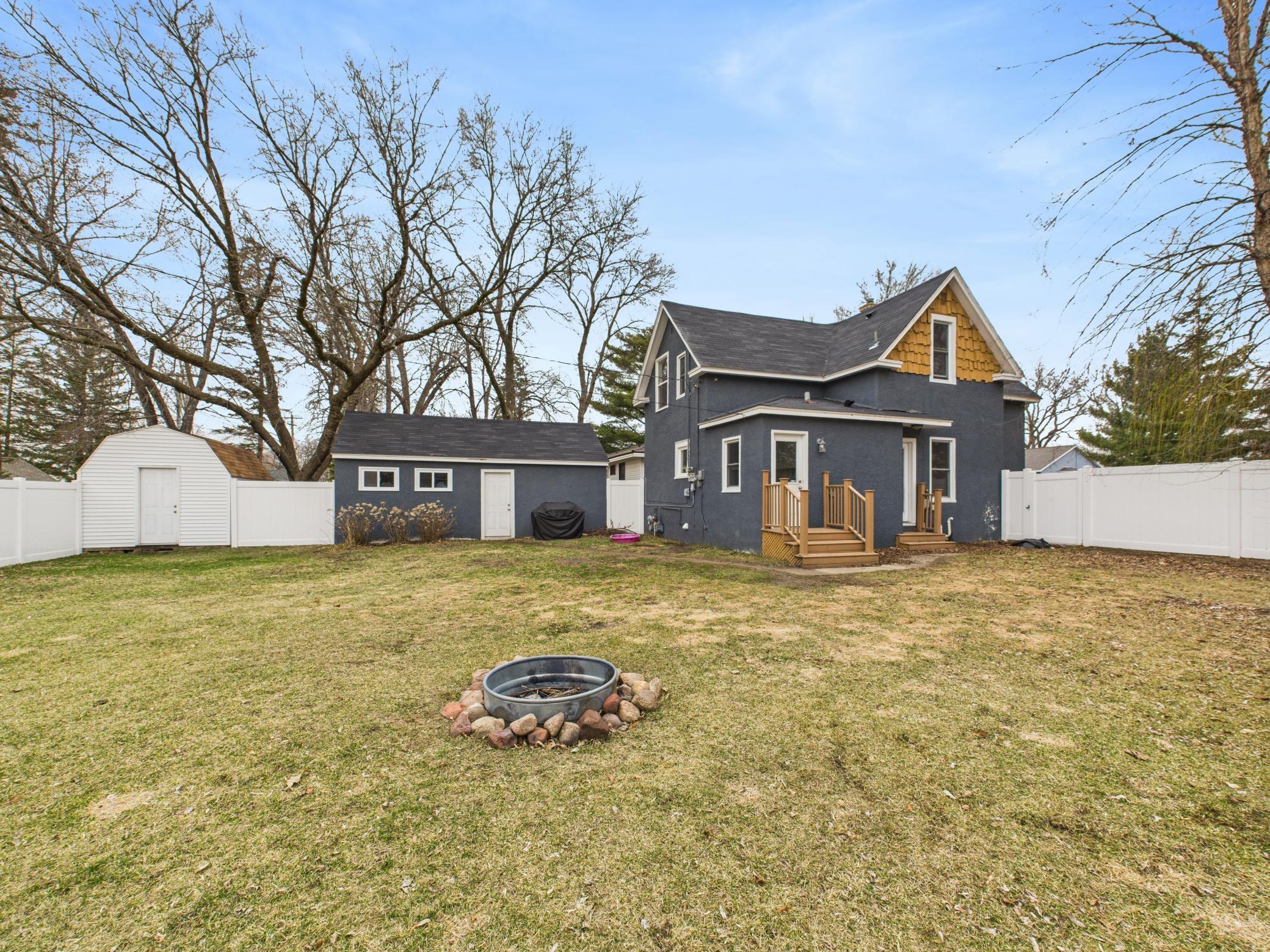 208 7th Street, Little Falls, Minnesota image 2