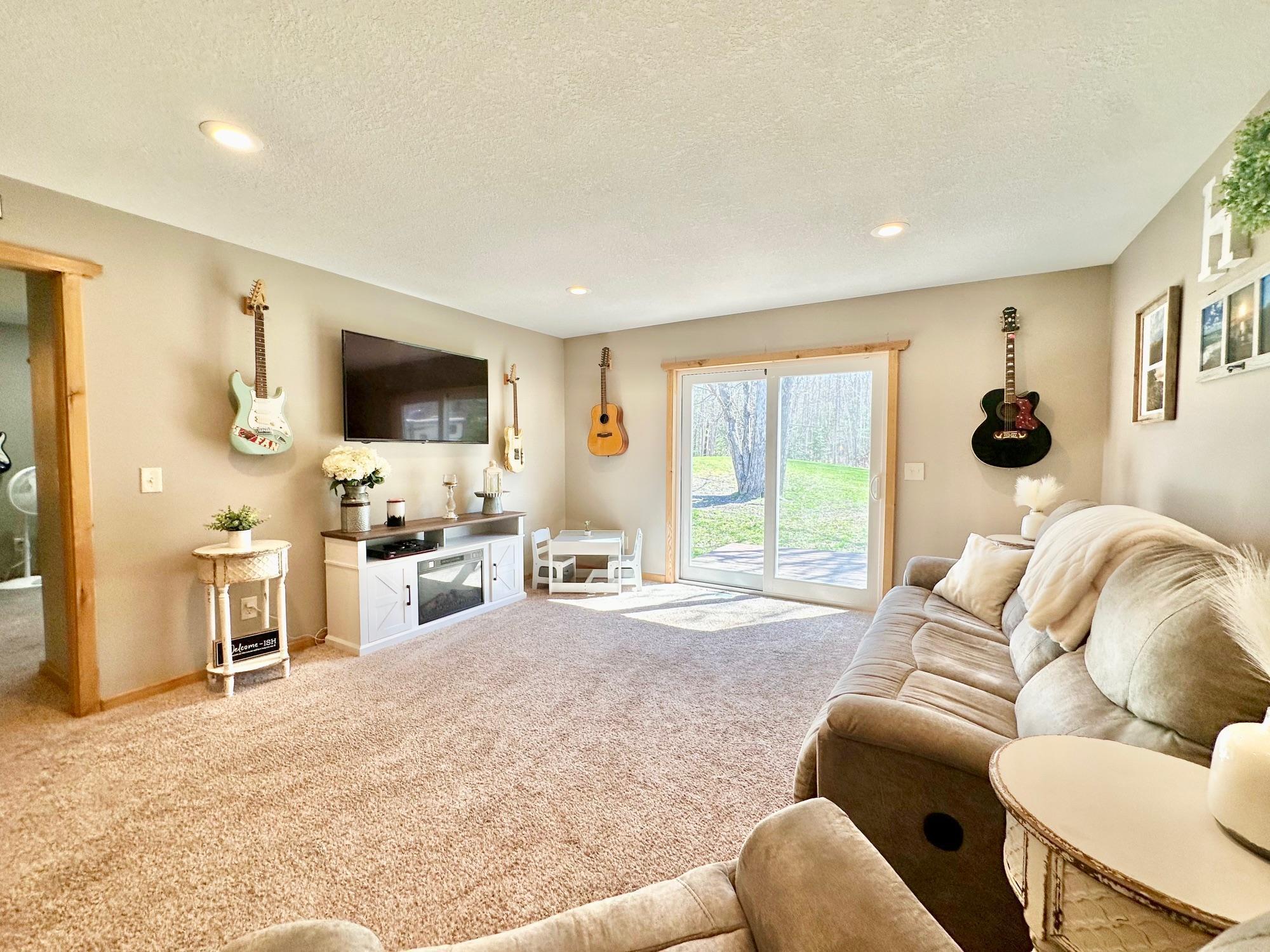 27772 Mallum Drive, Bovey, Minnesota image 14