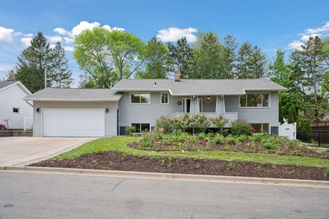 2837 Lakeview Avenue, Roseville, MN 55113 - #: 6715126