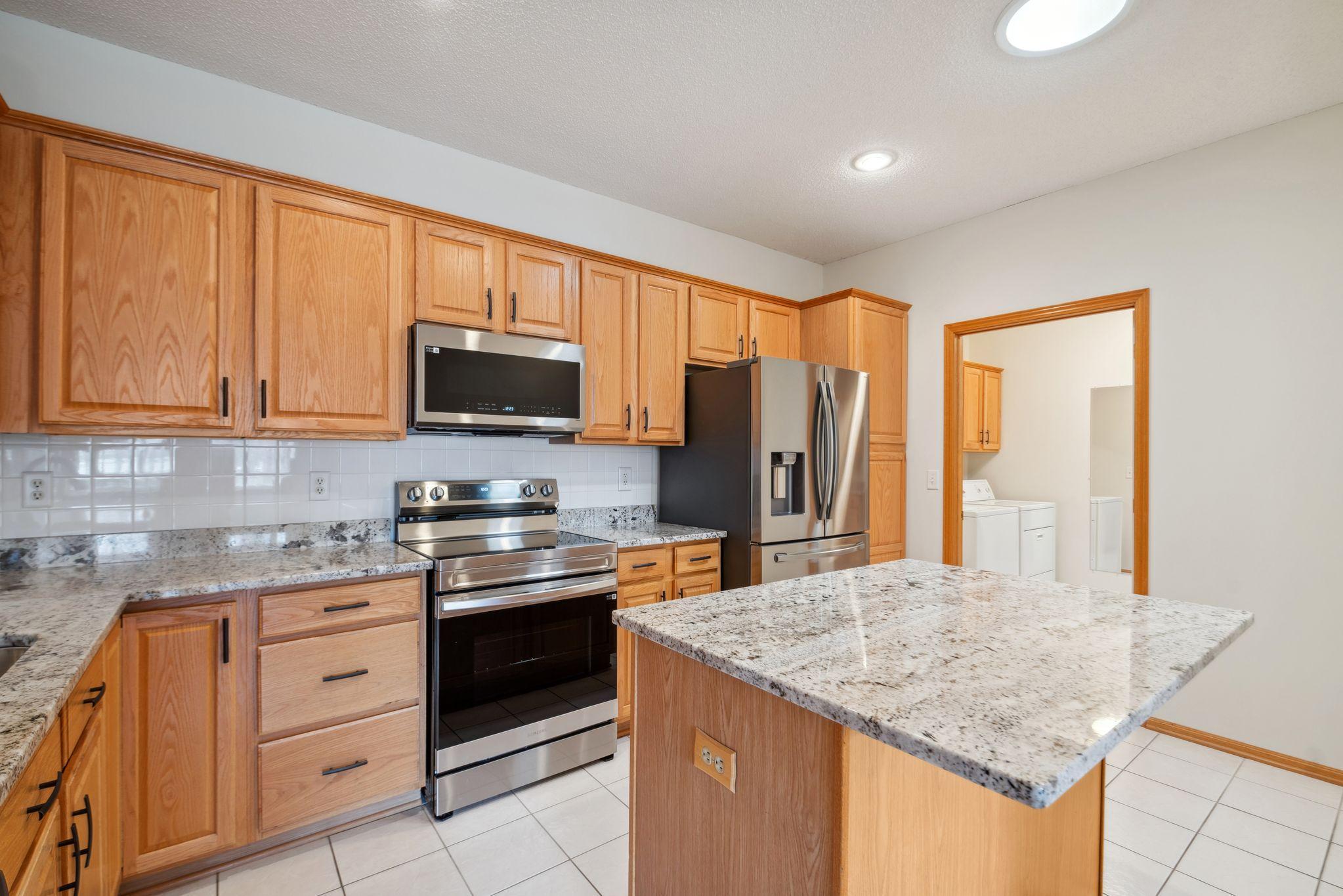 5855 Prairie Ridge Drive, Saint Paul, Minnesota image 10