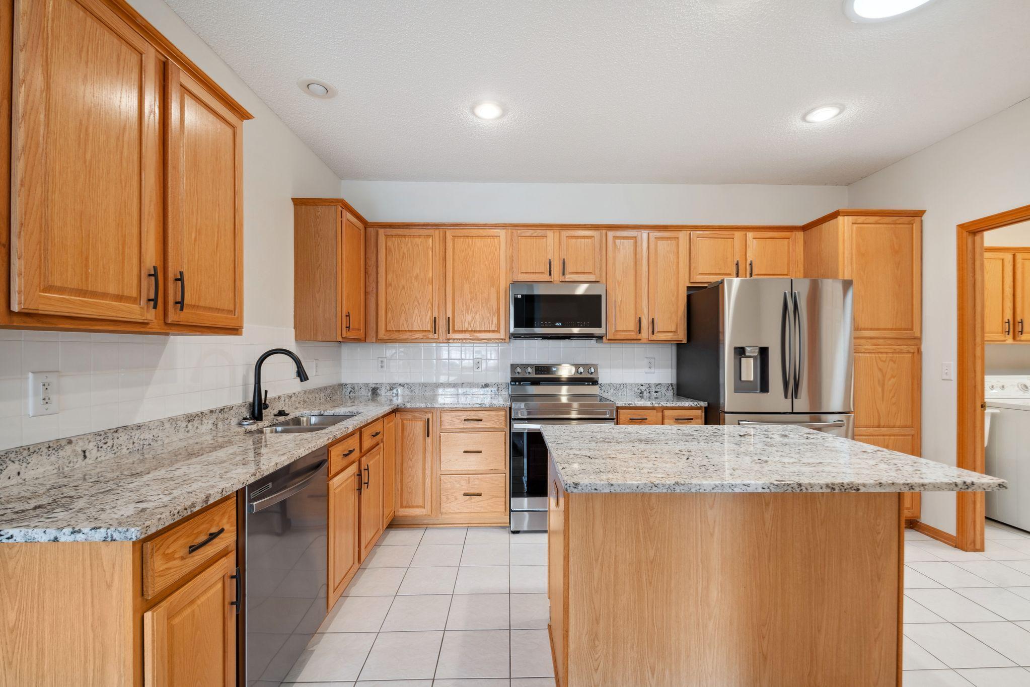 5855 Prairie Ridge Drive, Saint Paul, Minnesota image 9