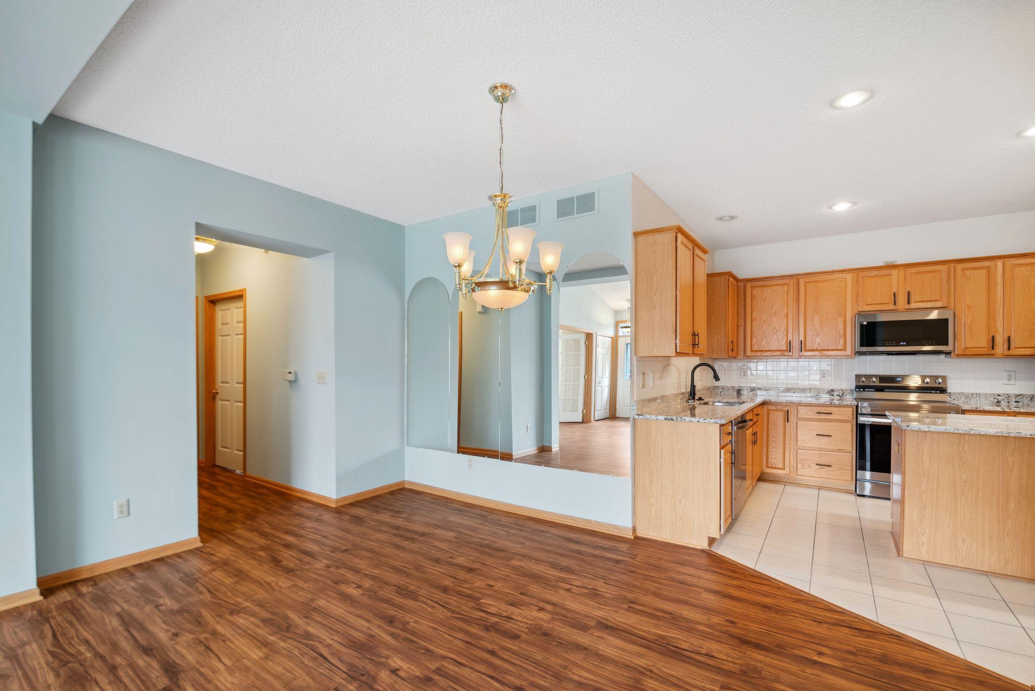 5855 Prairie Ridge Drive, Saint Paul, Minnesota image 7