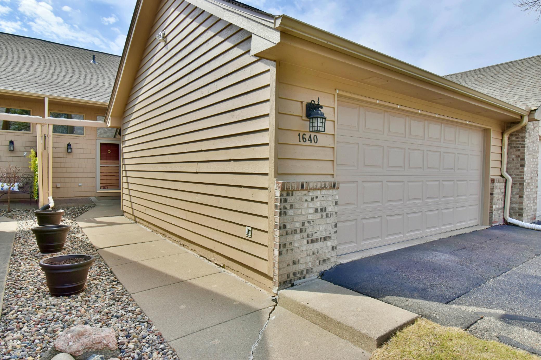1640 Waterbury, Waconia, Minnesota image 3