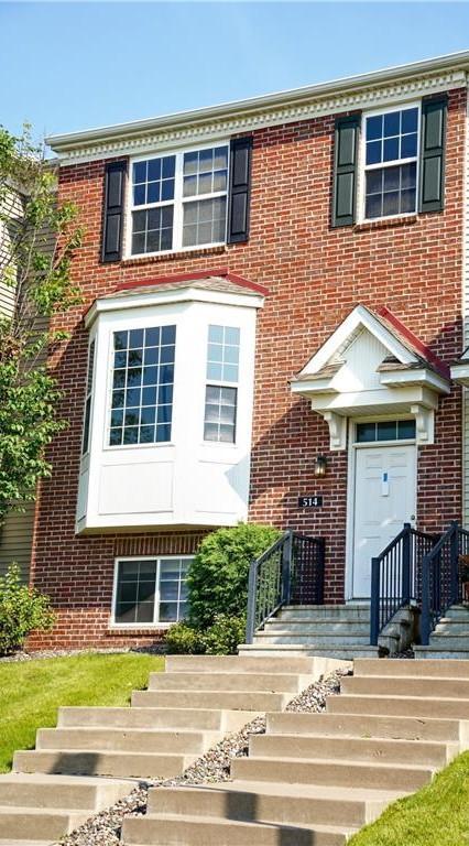 Townhouse For Sale - 514 Huset Parkway<br/> Minneapolis, MN 55421
