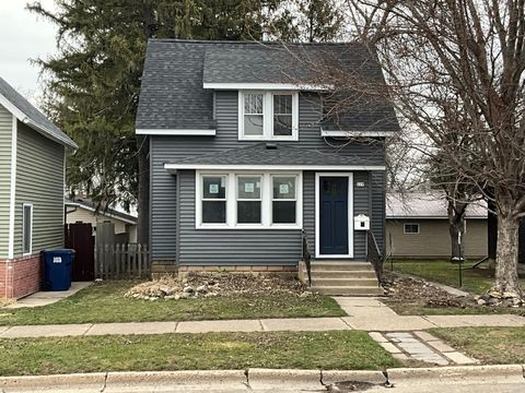 Homes For Sale - 628 Front Street<br/> Kenyon, MN 55946