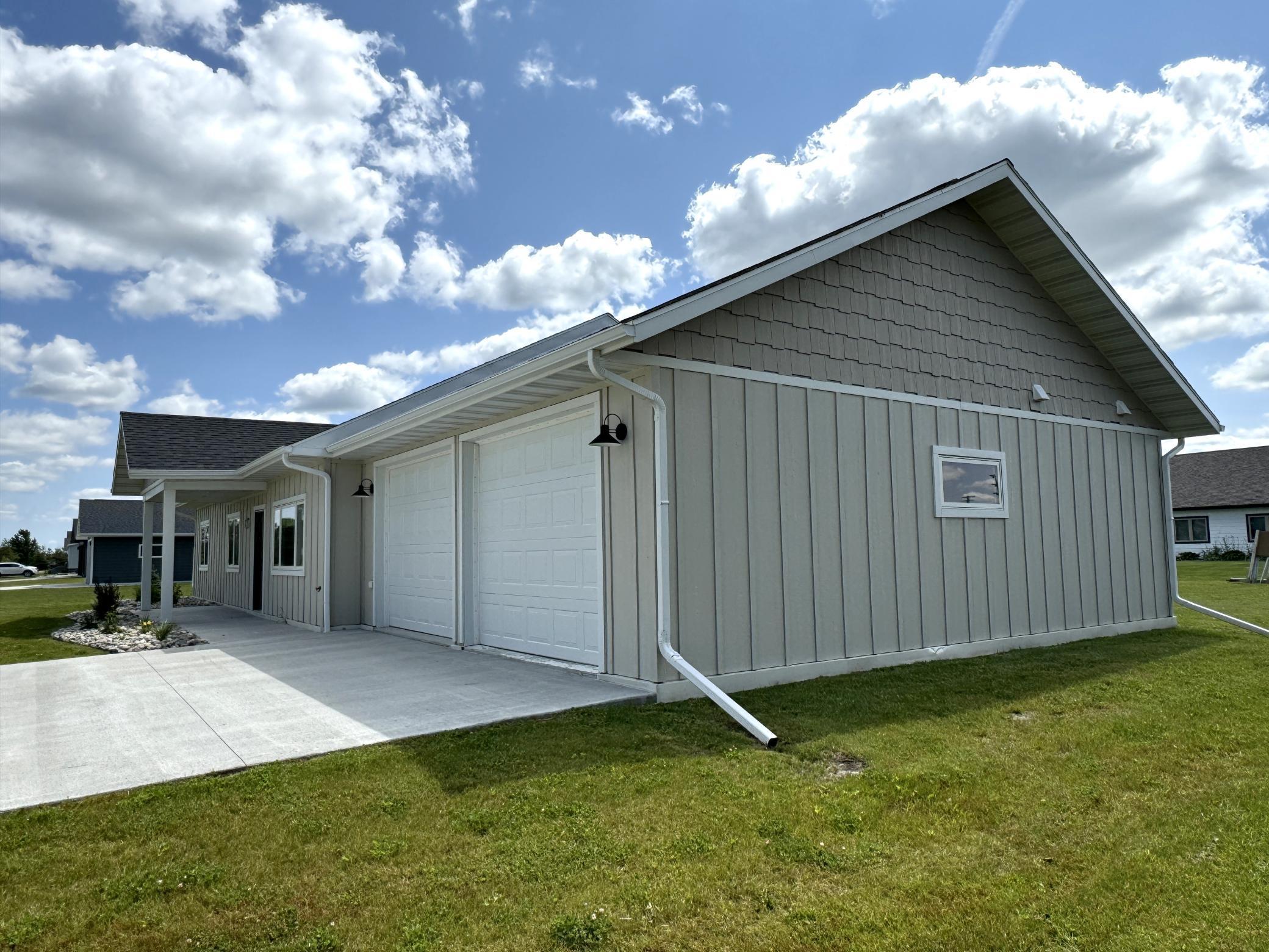 506 Lincoln Street, Warroad, Minnesota image 6