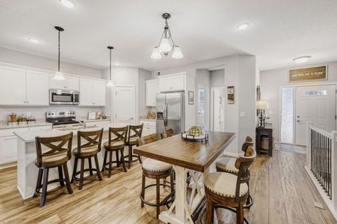 Townhouse For Sale - 9105 Lexington Ave N Ave<br/> Circle Pines, MN 55014
