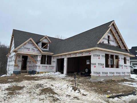 Townhouse For Sale - 1570 Avienda Lane<br/> Carver County, Chanhassen, MN 55317