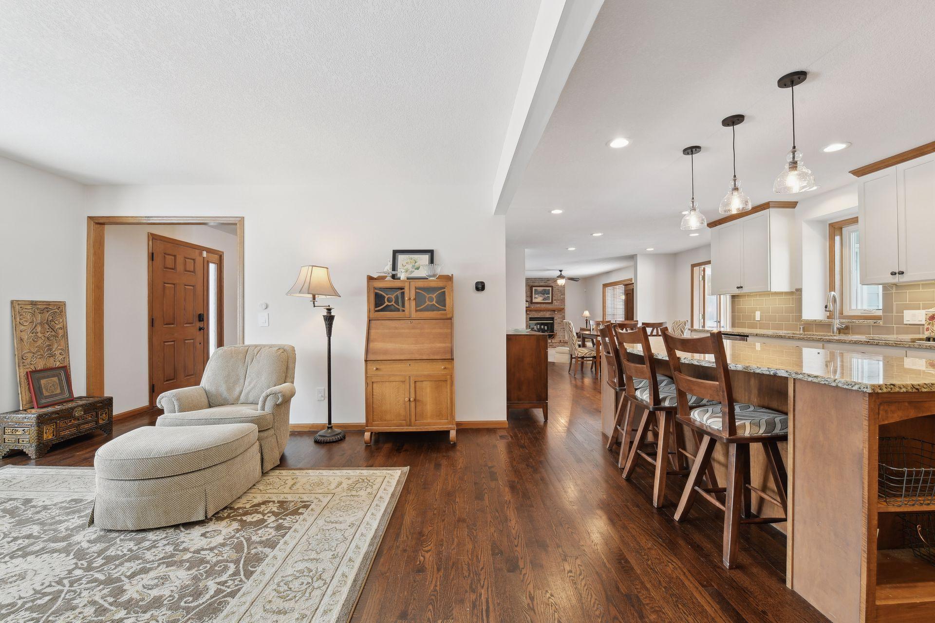 628 Hackmore Drive, Eagan, Minnesota image 20