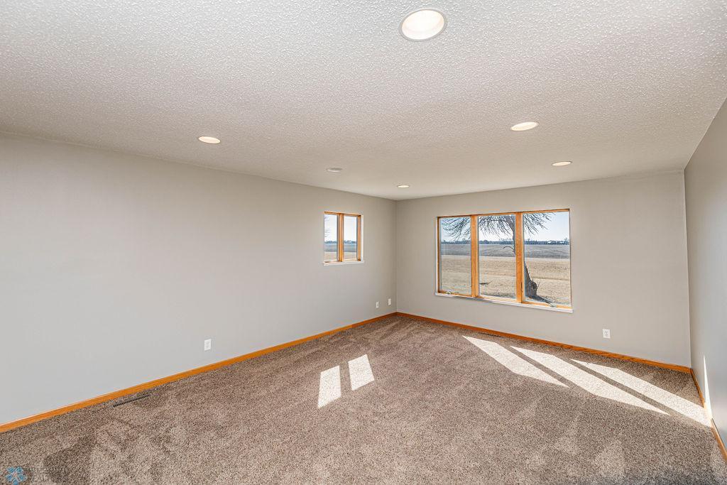 2717 88th Avenue, Fargo, North Dakota image 26