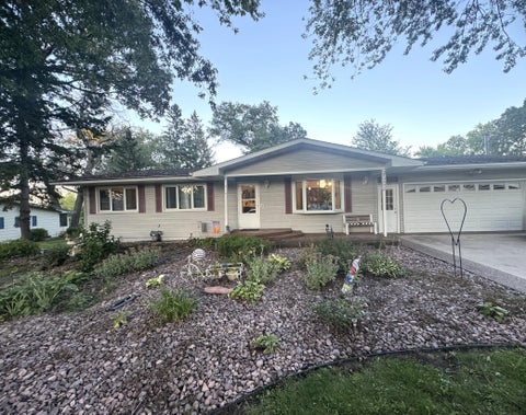 Homes For Sale - 1655 Woodcrest Avenue<br/> Owatonna, MN 55060