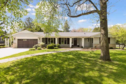 Homes For Sale - 5512 Glengarry Parkway<br/> Hennepin County, Minneapolis, MN 55436