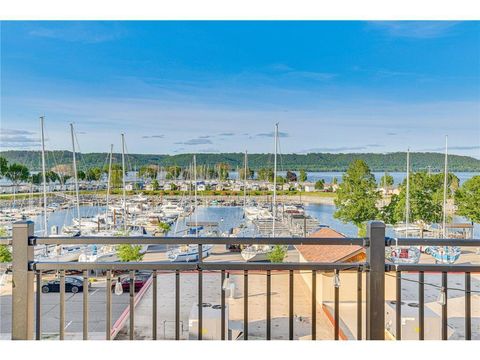 Apartment For Sale - 119 S Washington St<br/> Lake City, MN 55041