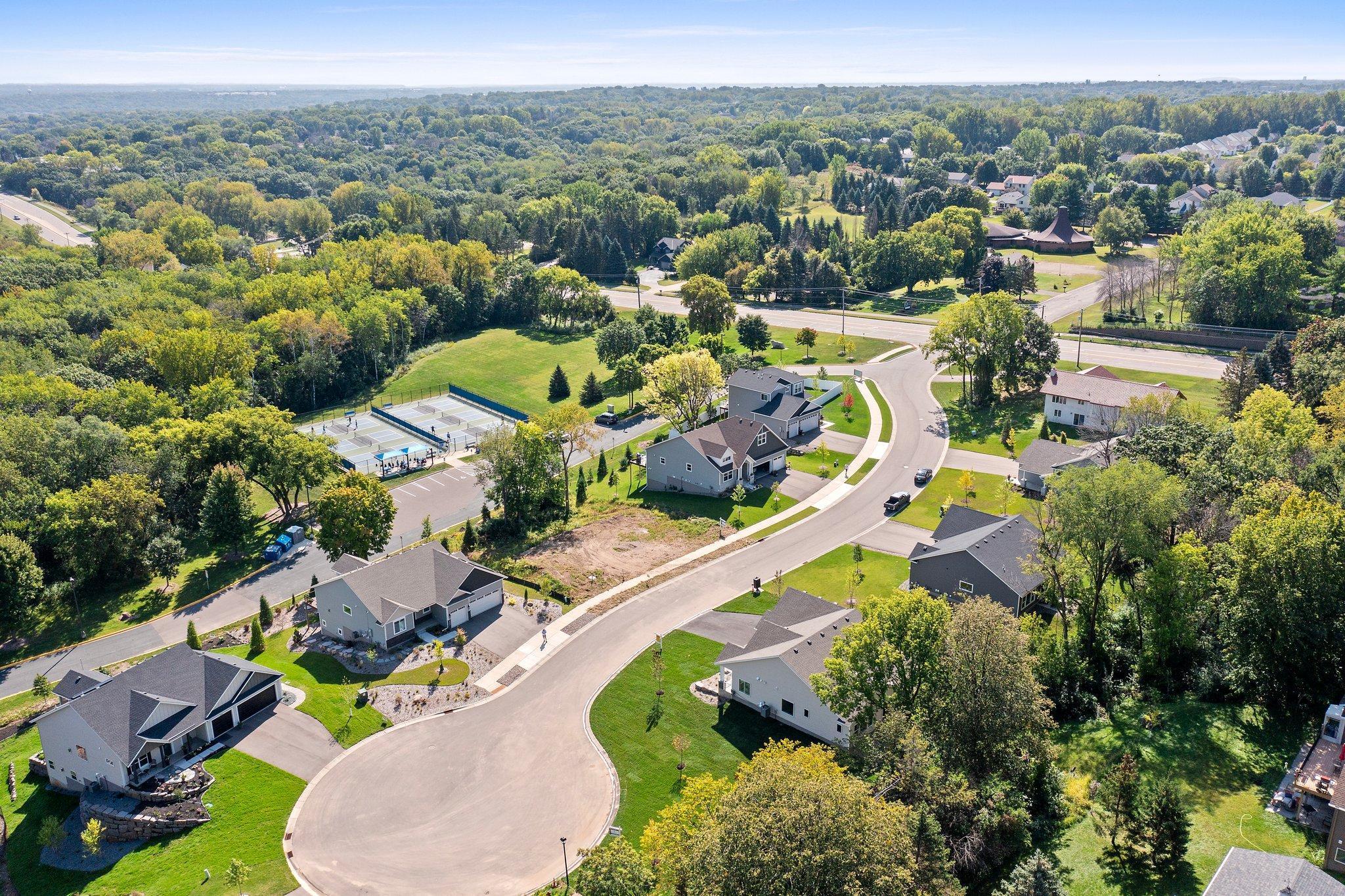 6881 Bovey Trail, Inver Grove Heights, Minnesota image 45
