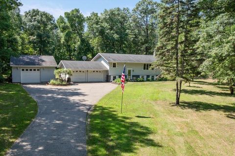 Homes For Sale - 4905 Pine Beach Road<br/> Crow Wing County, Brainerd, MN 56401
