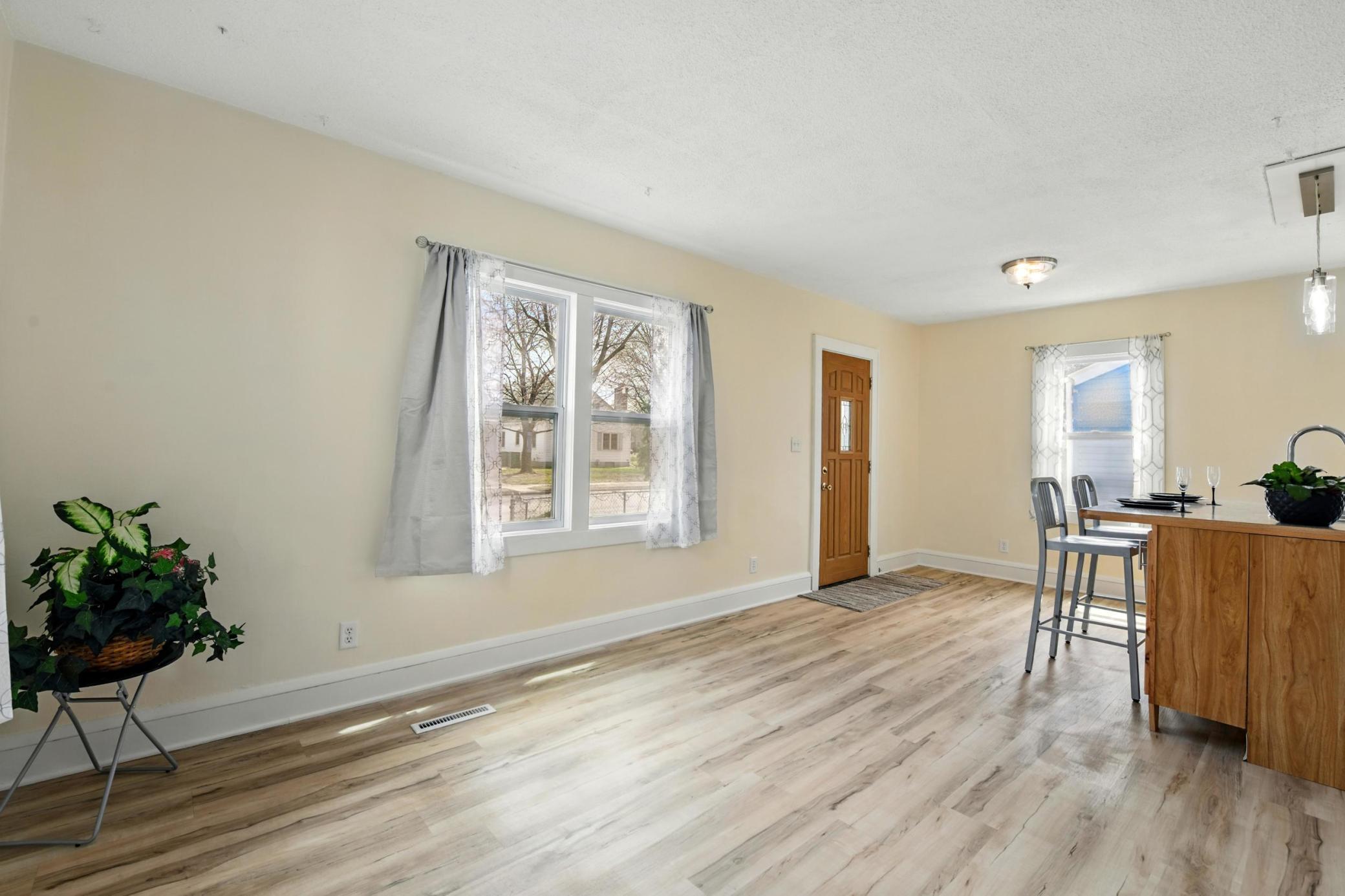4527 Newton Avenue, Minneapolis, Minnesota image 4