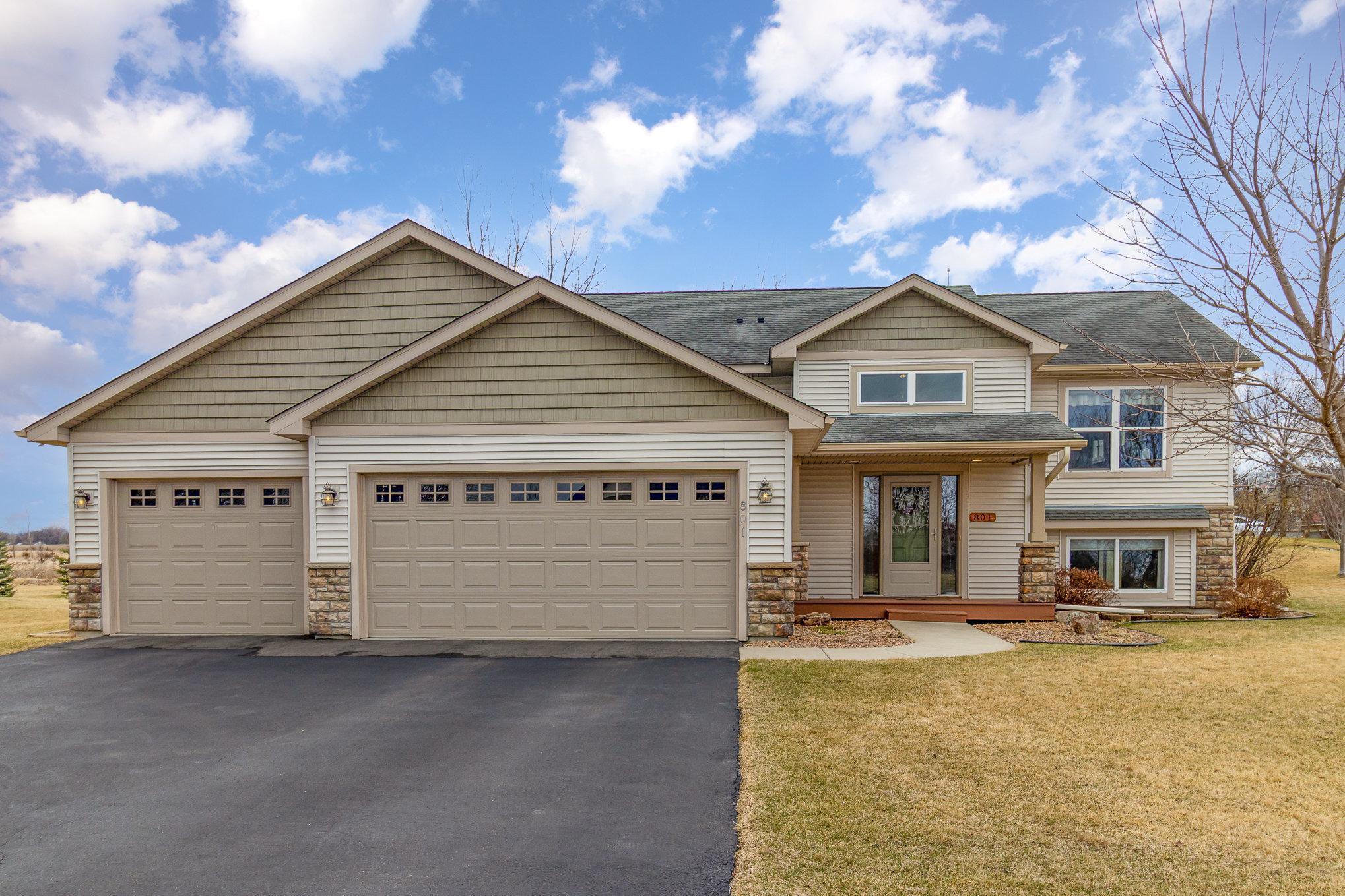 801 Riverview Lane, Belle Plaine, Minnesota image 1